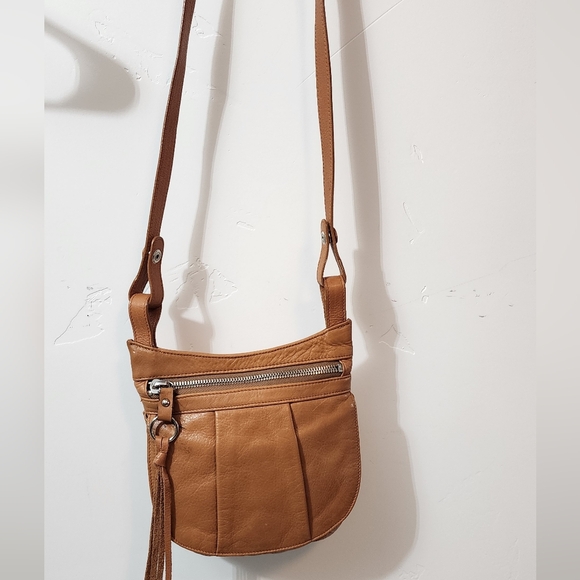 HOBO Handbags - HOBO Tan Leather Crossbody Bag